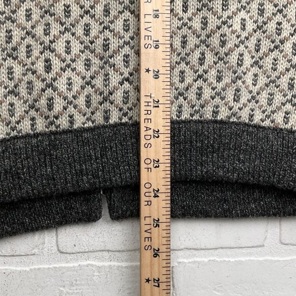 LL Bean Cardigan Women Large Beige Gray Diamond Metal Clasp Wool Norway Sweater - Picture 12 of 13
